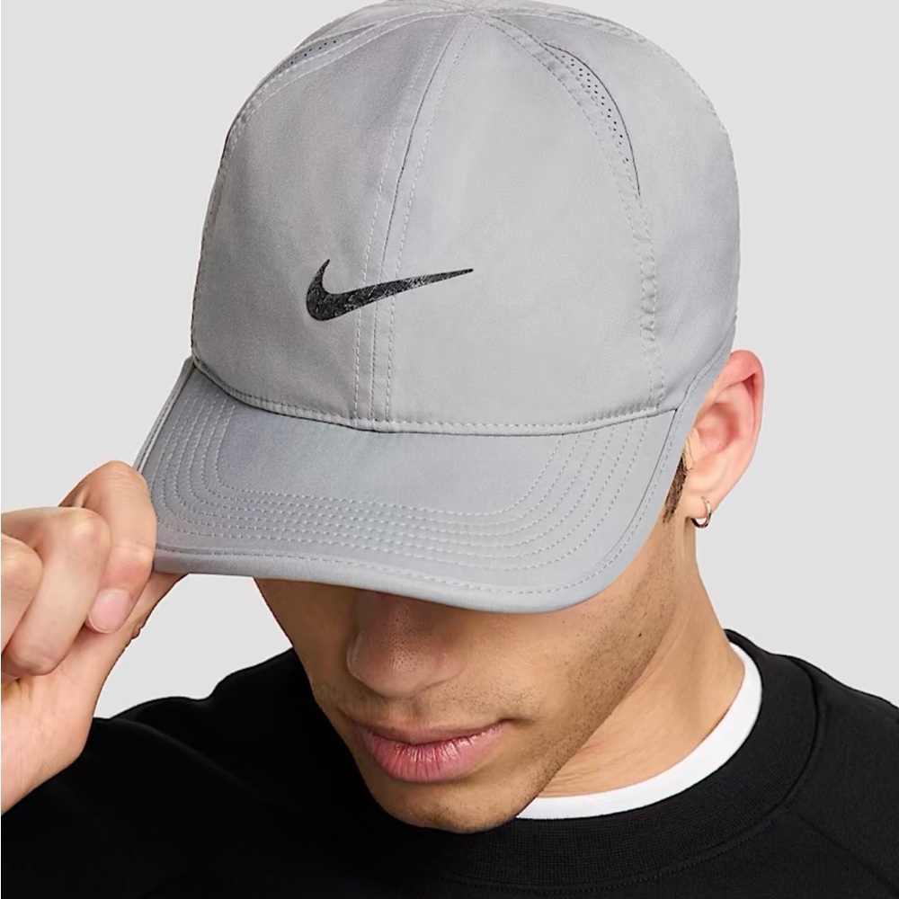 NWT Nike Dri-Fit Club Unstructured Featherweight Hat Grey FB5682-073 Size M/L